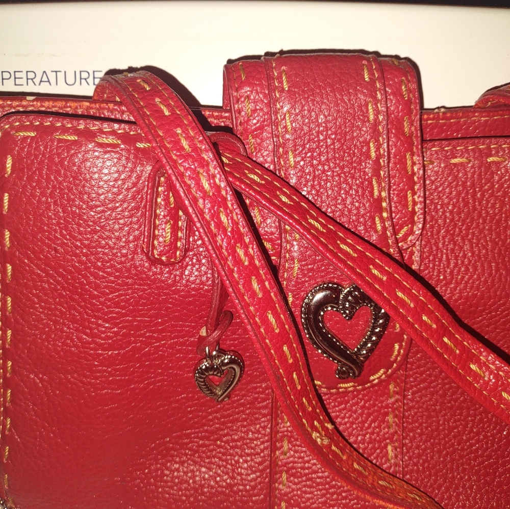 Woman's M.C Marc Chantel Red Hand bag - Picture 2 of 5